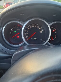 Sprzedam Suzuki Grand Vitara 1.9 DDIS cena do negocjacji - 10
