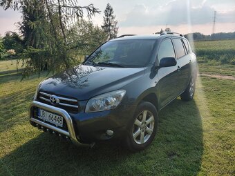 Toyota Raf 4 - 10