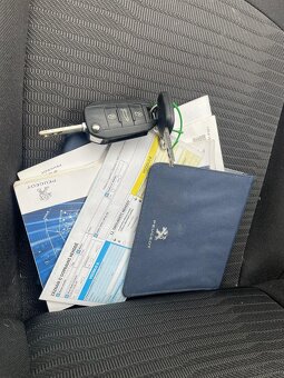 Peugeot 301 1.2i 60kw, r.11/2017, klimatyzacja - 10