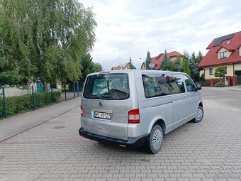 Sprzedam Volkswagen T5 - 10