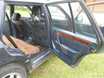 124-200benz-kombi - 10