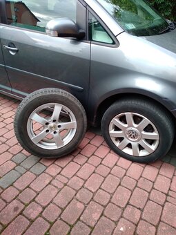 Sprzedam Volkswagen Touran 2005 - 10