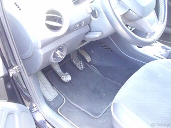 SEAT MII - 10