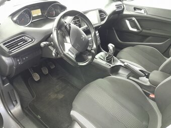 Peugeot 308 1,2 110 - 10