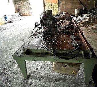 Prasa hydrauliczna SIEVERS do klejenia konstrukcji - łuków z - 10