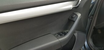 Skoda Octavia 1.8 bixenon led - 10