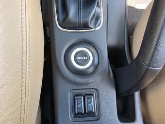 Mitsubishi Outlander 2.2 DI-D 4WD Instyle - 10