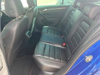 Volkswagen Golf GTI 2.0 230 KM - 10
