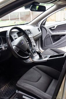 Volvo V60 - 10