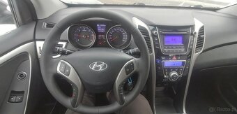 Hyundai i30 - 10