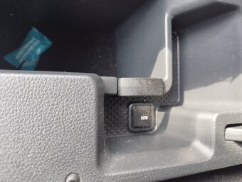 Octavia 1.2tsi/77KW rok 2013 - 10