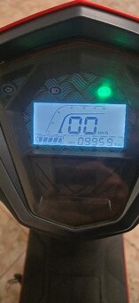 Sunra LEO 2kw elektro skůtr rok-2019 - 10