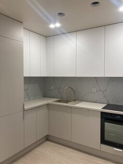 Nowoczesna kawalerka z balkonem w Zdrojach - 10