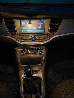 Opel Astra K 2017 rok ,krajowy,benzyna - 10
