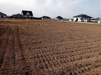 Sprzedam działkę budowlaną Staoźreby - 10