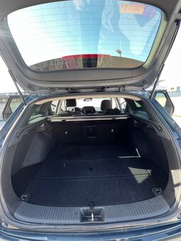 Hyundai i30 1.5 T-GDi CW MHEV 7DCT, Play 2024 - 10