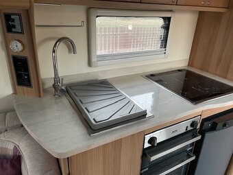 Sprzedam przyczepę kempingową  całoroczną Bailey Unicorn Sev - 10