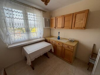 Mieszkanie o pow. 43m2, balkon, III piętro, Os. Kaliniec - 10