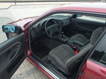 BMW E36 Coupe 2.0i - 10