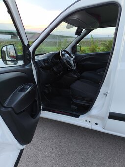 Opel Combo / Doblo 2917r. 76 tyś km. Bezwypadkowy - 10