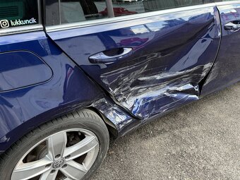 Volkswagen Golf 2.0 TDI Highline - 10