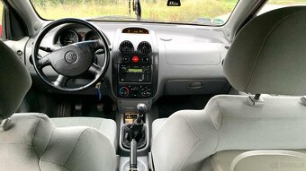 Sprzedam bardzo ładnego Daewoo kalos 2004 rok bardzo ładny - 10