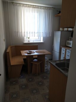 3 pokoje, 66m2, duży balkon, I piętro, umeblowane, ul. Podmi - 10