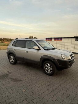 Hyundai Tuson 2.0 CRDI - 10