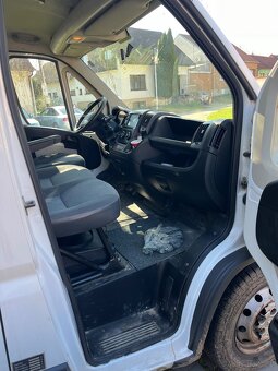 Peugeot Boxer 2.2 110kw 7 miejsc do 3,5t—- - 10