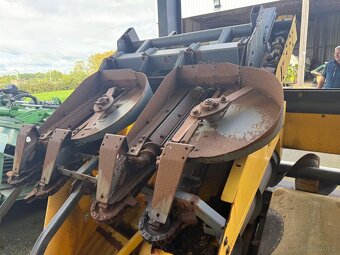 Przystawka do kukurydzy Fantini 8x75 do kombajnu Claas rok p - 10