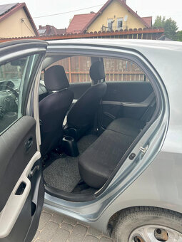 Sprzedam Toyotę Yaris 2006 r. po przeglądzie technicznym - 10