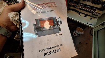 Prasa krawędziowa CNC 160 t, długość gięcia 3200 mm, 2 osie - 10