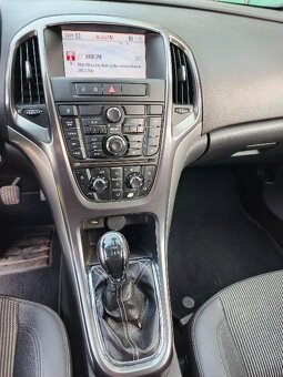 Opel Astra-Pokecam - 10