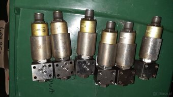 Filtre hydrauliky maszyn - 10