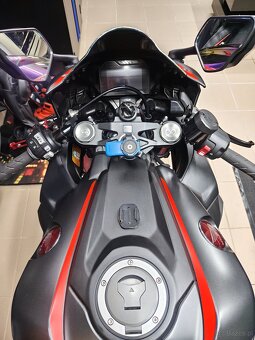 Honda Cbr 1000rr sc77 - 10