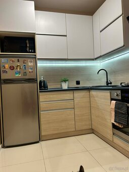 Mieszkanie o powierzchni 40.76m2, IV piętro, klimatyzacja, u - 10