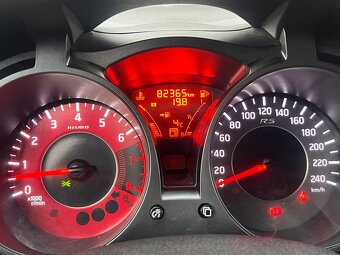 Nissan Juke Nismo RS - 10
