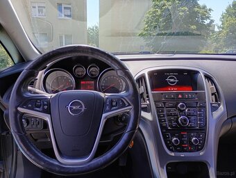 Opel Astra - 10