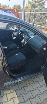 Kia cee'd SW kombi 1.4 B+LPG - 10