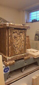 Drewniane lôžko z motiwem mysliwskim 180×200cm - 10