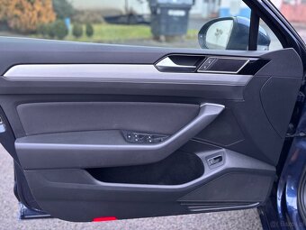 Volkswagen Passat 2.0 TDI 110 kW Highline - 10