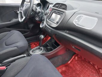 Honda Jazz hybryda automat 1,4 - 10