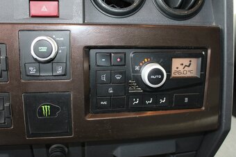 RENAULT T 520 HYDRAULIKA, KAMERA - 10