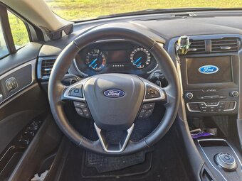 Ford Mondeo MK5 - 10