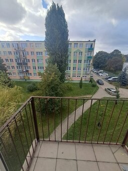 Mieszkanie o pow.47.70 m2, balkon, umeblowane, III p., Al. W - 10