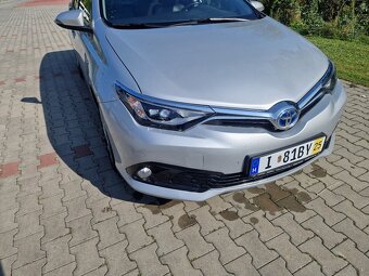 TOYOTA AURIS II 1.8HYBRID 2018R - 10