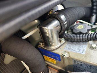 ŁADOWARKA KOŁOWA 908T - 10