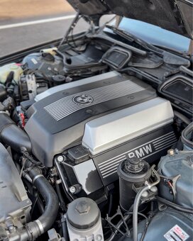 BMW e38 740iL - 10