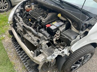 Peugeot 208 1.0i, r.2015, klimatyzacja - 10