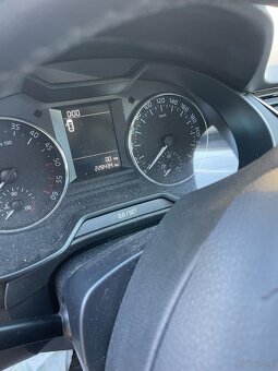 Škoda Octavia 1.6TDi 77kw, r.10/2014, klimatyzacja - 10